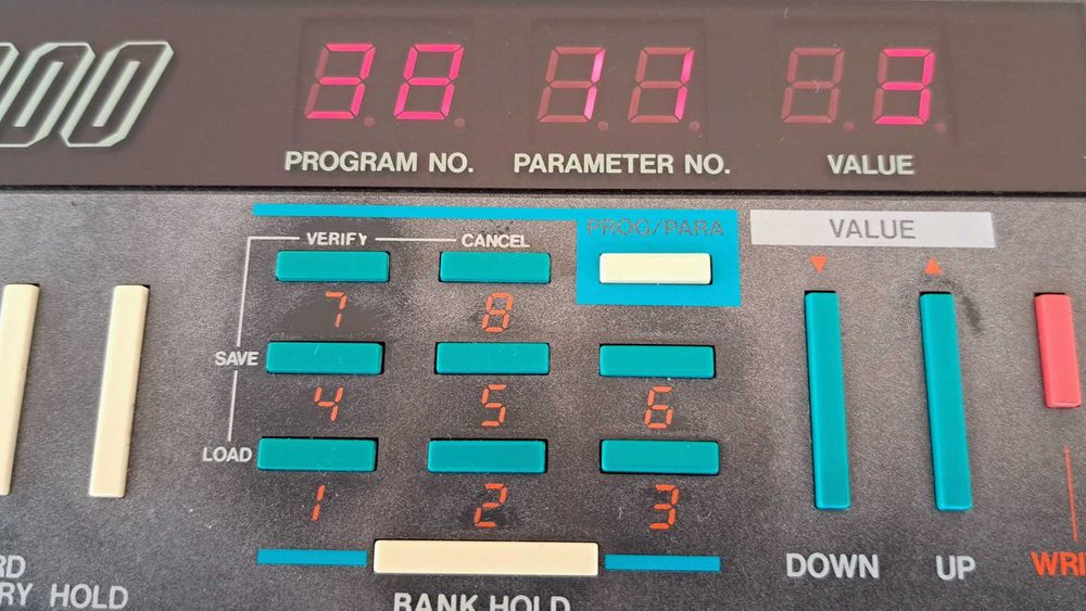 Korg Poly 800 - syntezator/klasyk lat 80