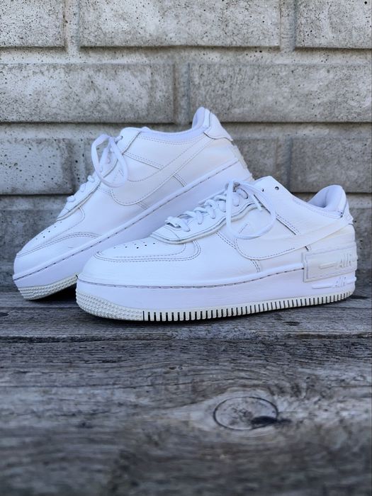 Białe, skórzane sneakers Nike Air Force 1 Shadow, rozmiar 40