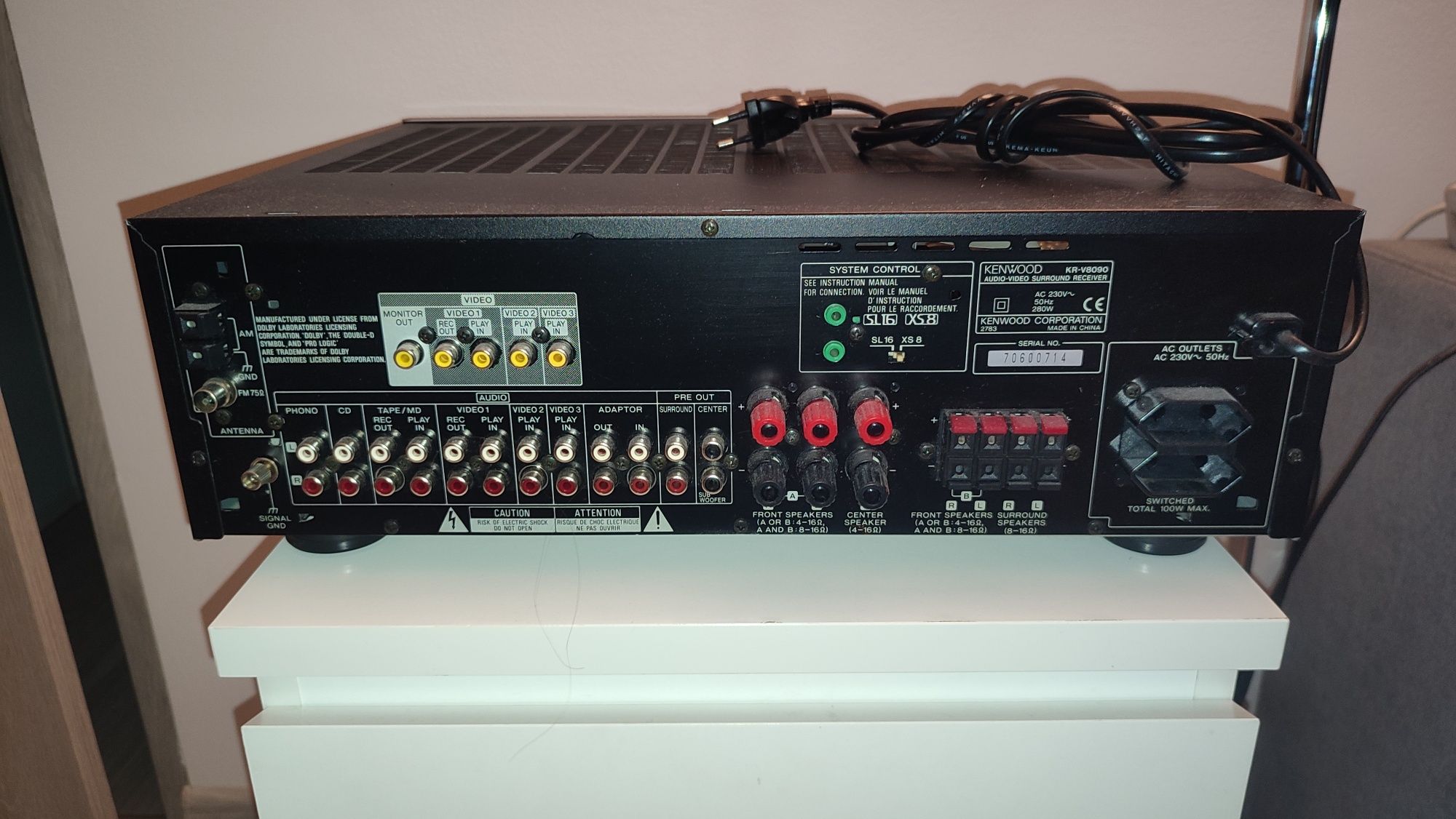 Amplituner Kenwood KR-V8090