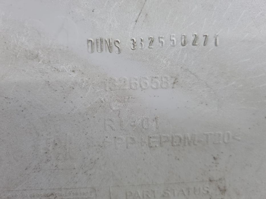 ZDERZAK tylny OPEL Astra J tył 4 PDC Oryginał