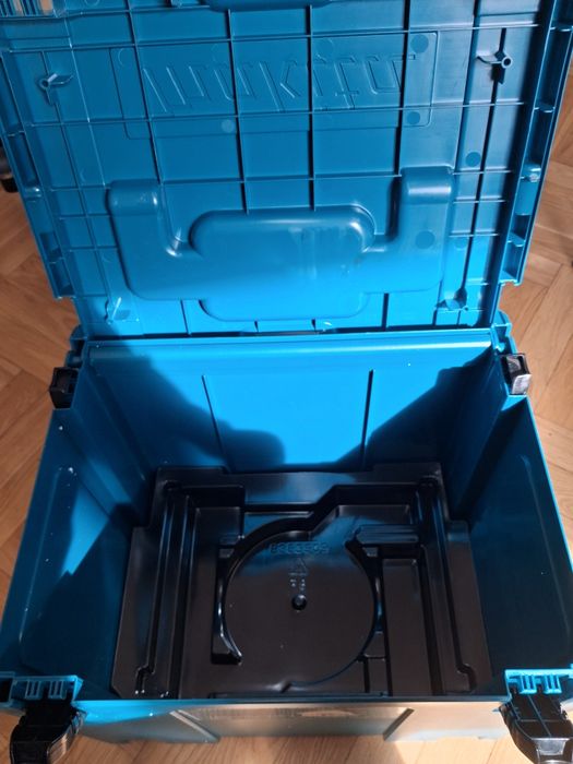 Skrzynka makita makpac typ 4
