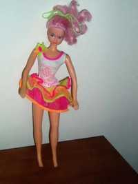 Boneca Sindy dos anos 80-90 com cabelo cor de rosa