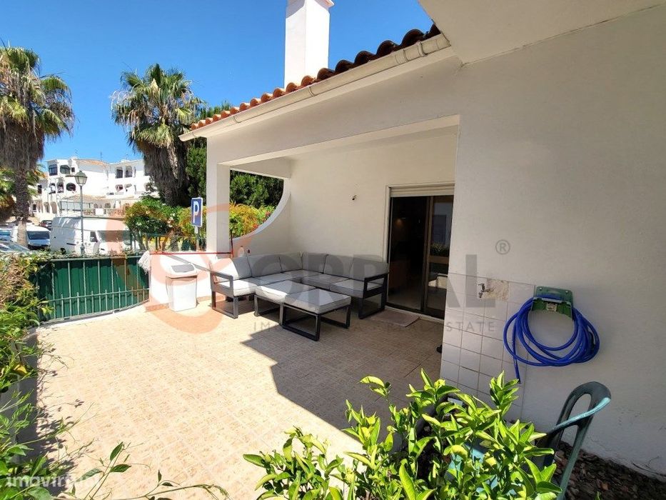 Fantástico apartamento T2 para venda em Albufeira com piscina e gar...