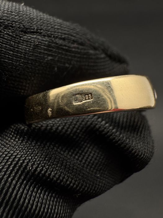 Золота каблучка / золотое кольцо