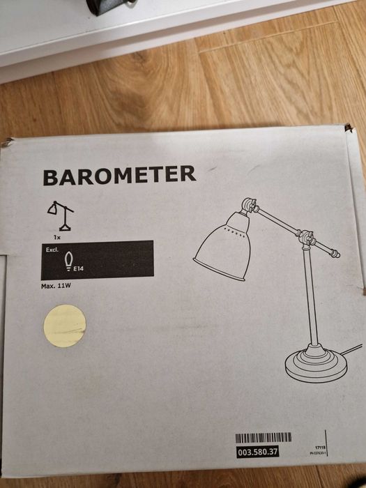 Lampka biurkowa barometr