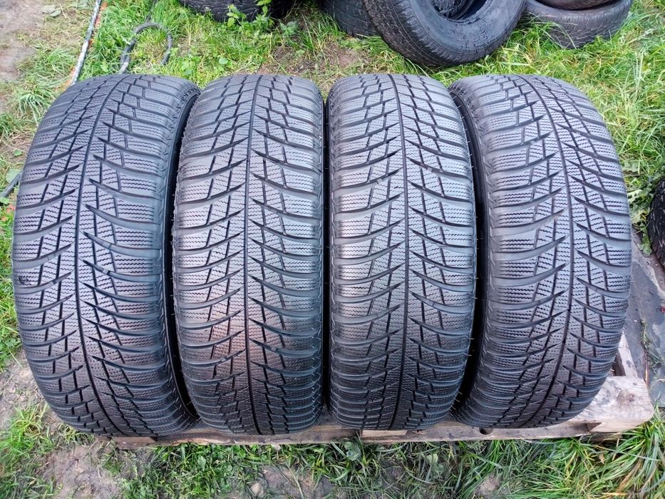 215 60 r16 Bridgestone Brizak