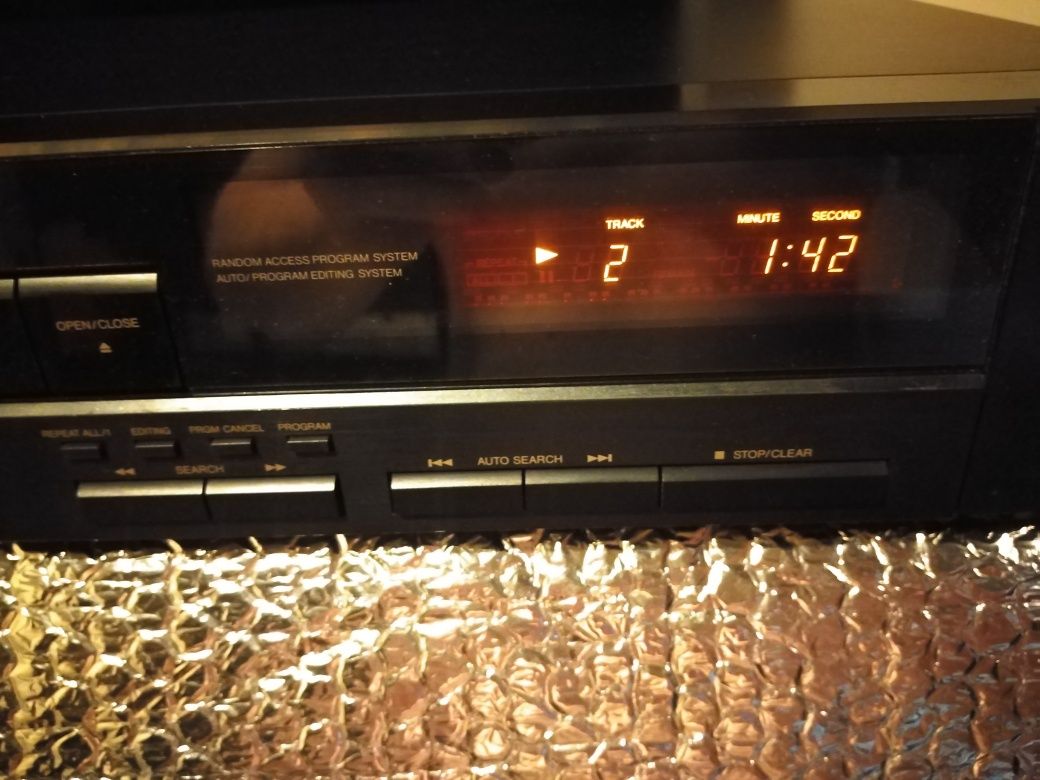 Leitor de Cds JVC, mod XLV 101
