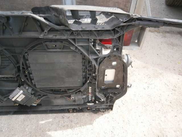 audi A4 B8 2,0 TDI pas przedni kompletny manual jeden wentylator rolet