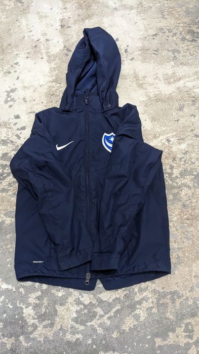 Вітровка Nike Shield Portsmouth


---