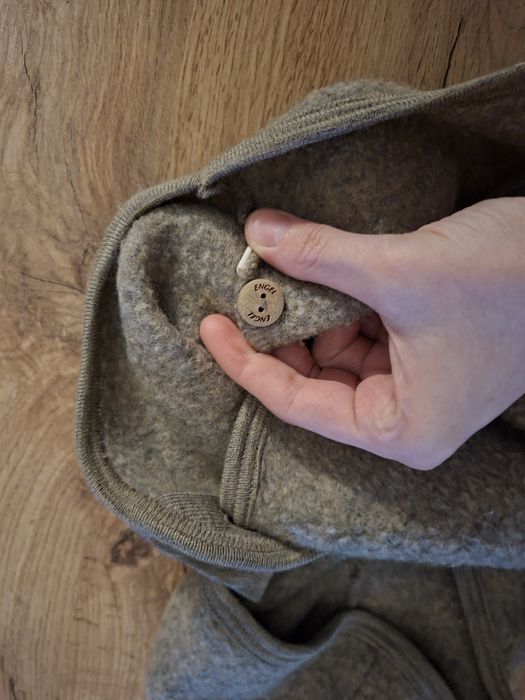 Kurteczka z wełny merino walnuss melange Engel 50/56