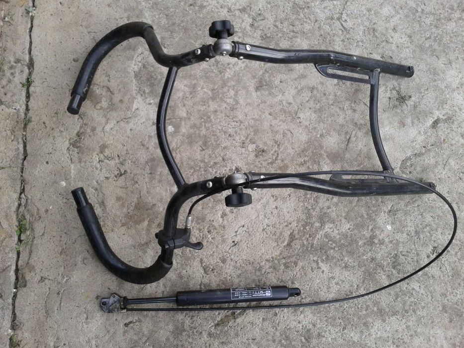 Kosiarka uchwyt z siłownikiem i regulacjami