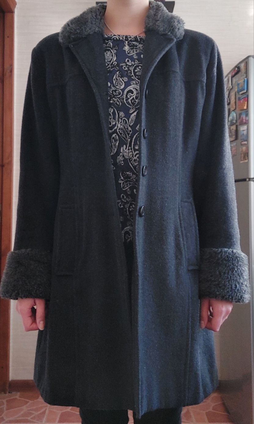 Пальто Orsay розмір М осінь-зима