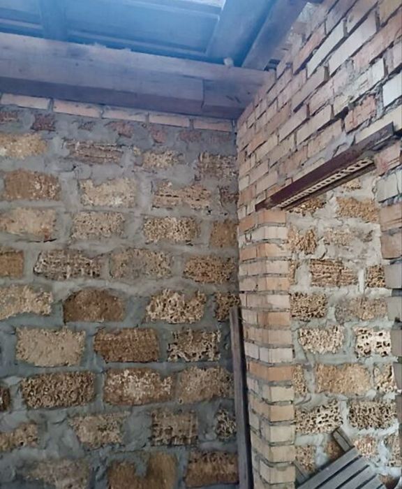 Продається ділянка 14,6 соток з 2 будинками