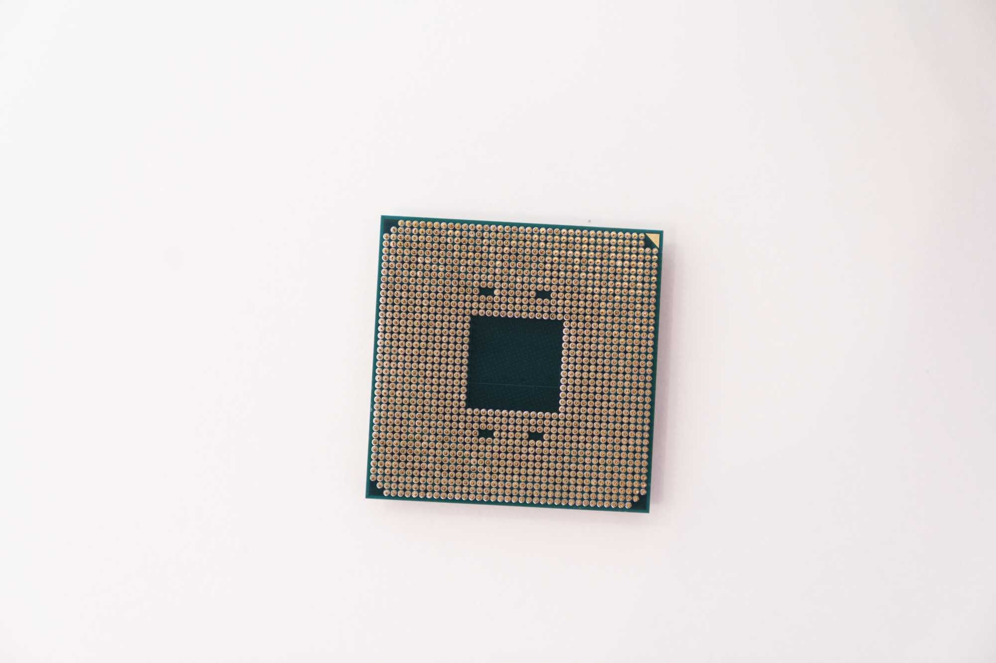 CPU ryzen 5800x, RTX 3080, 32Gb RAM e Motherboard X470