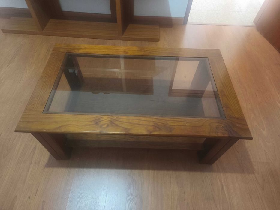Mesa de centro em perfeito estado