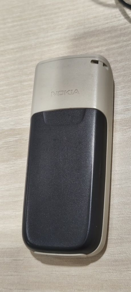 Telefon komórkowy Nokia 1650