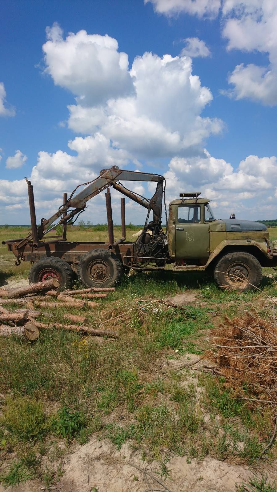 Готовий бізнес виробництво щепи та піллет з дерева +1000га  лісу