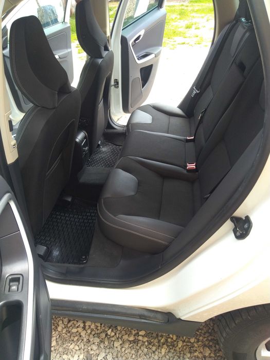 Volvo XC 60 ! 2010r. ! AWD 4x4 ! D5 205 KM ! bez wkładu ! Momentum !