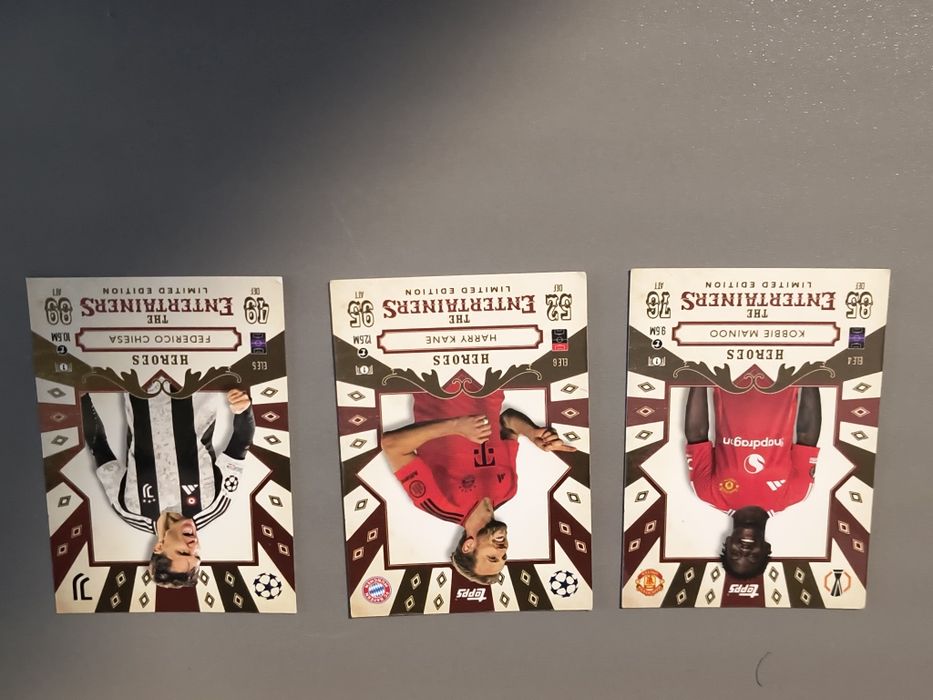 3 karty piłkarskie firma topps