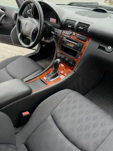 Mecedes-Benz C270 W203 CDI 2.7 KLIMA AUTOMAT