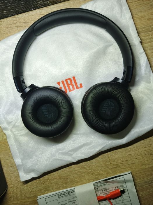 Навушники JBL Tune 520BT