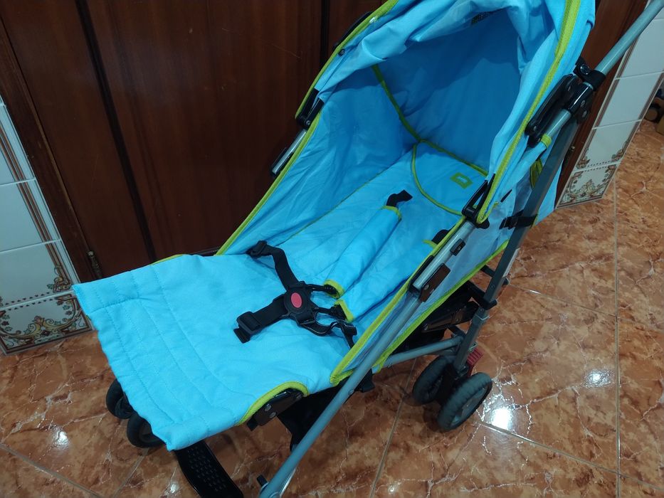 Carrinho de bebé bengala casa quarto apartamento vivenda escritório.