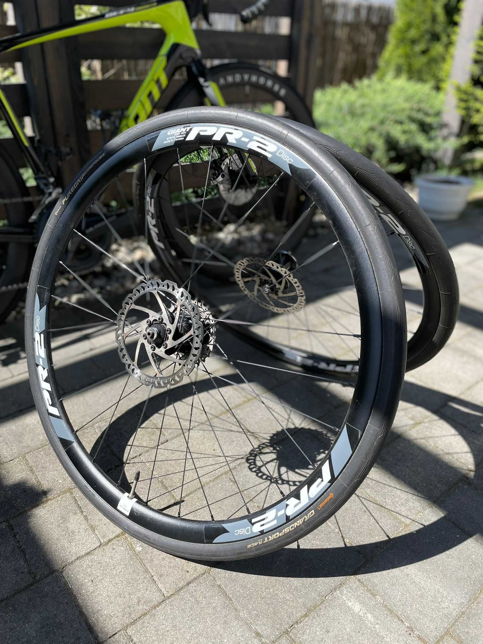 Rower szosowy Giant Defy Advanced roz. M