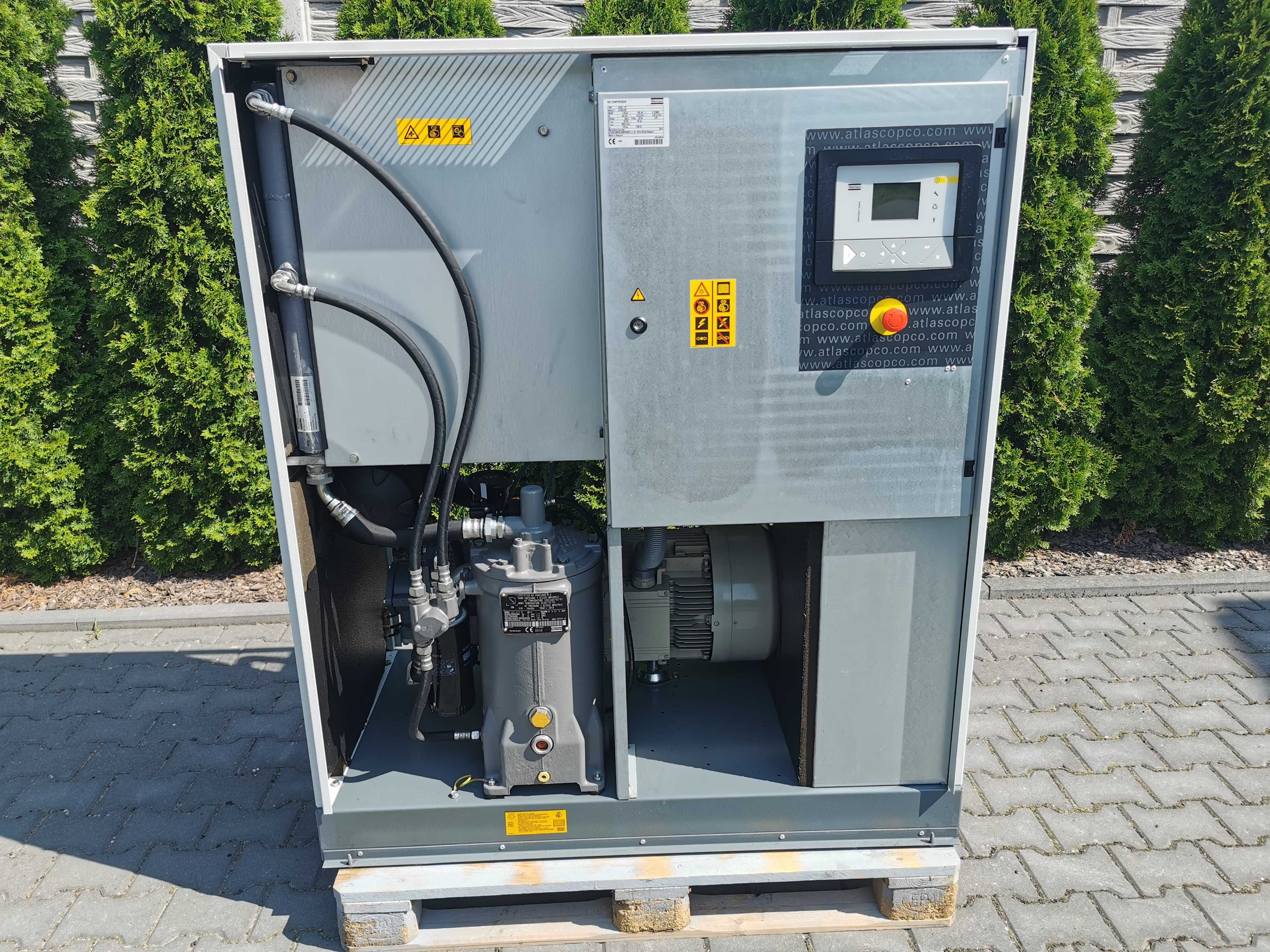 22kw 4010L/min Sprężarka śrubowa ATLAS COPCO GA22FF +OSUSZACZ  7.3 BAR