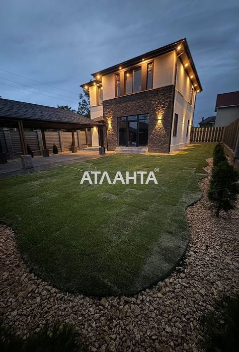 Новый дом в Червоном хуторе с подвалом, есть  рассрочка