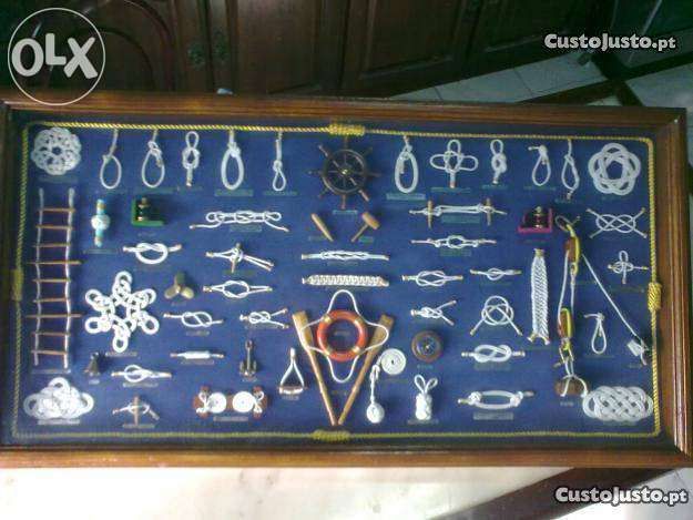 Quadro com Nós e Objectos de Pesca