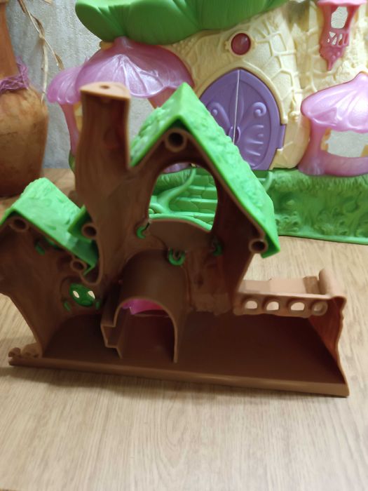 Музыкальный домик , игрушка.