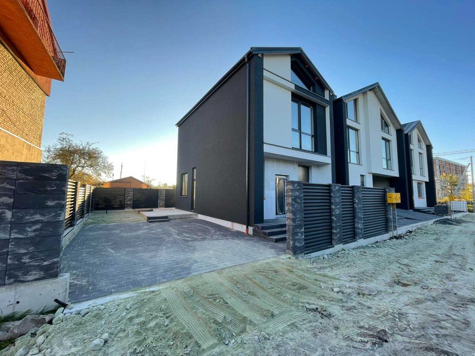 Продаж котеджу в с.Сокільники