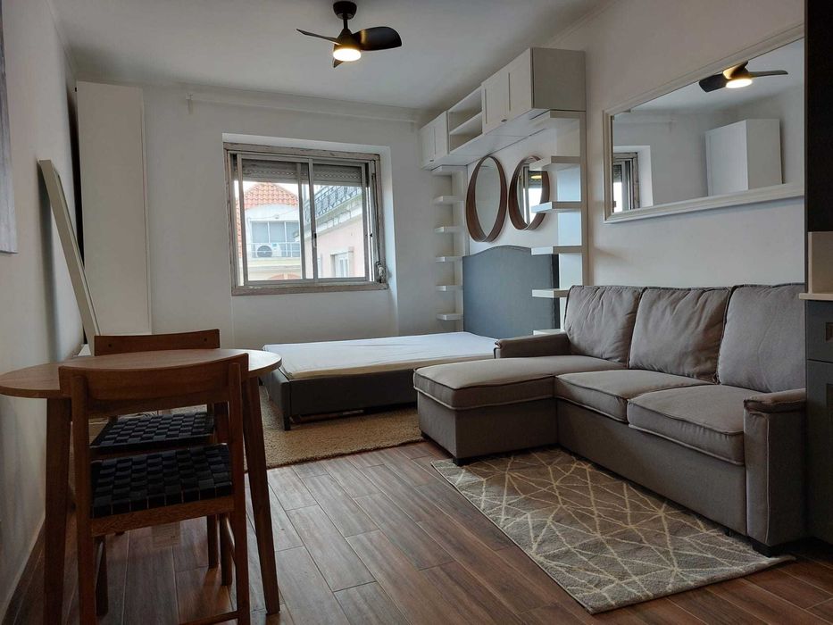 Sofá com Chaise Longue IKEA (Usado)