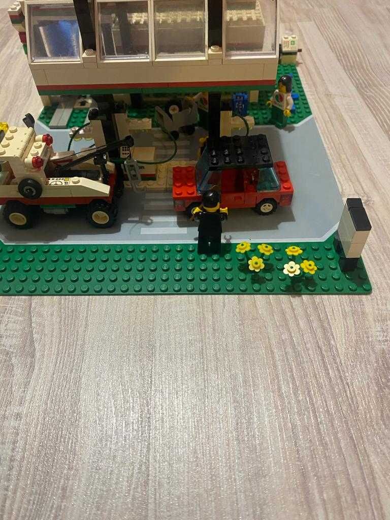 LEGO Town Gas N' Wash Express 6397 stacja paliw