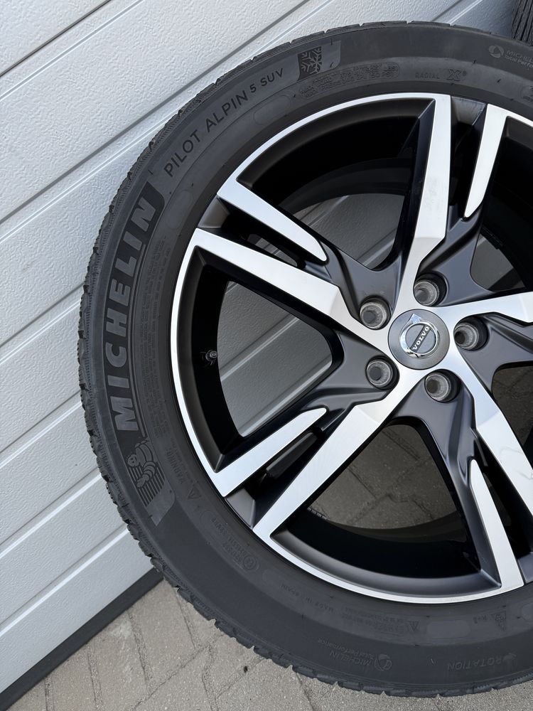 Koła zimowe 19” Volvo XC60 XC90 235/50/19 Michelin