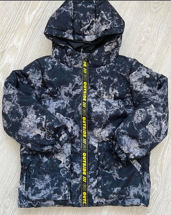 Нова тепла куртка на хлопчика 104-110 см