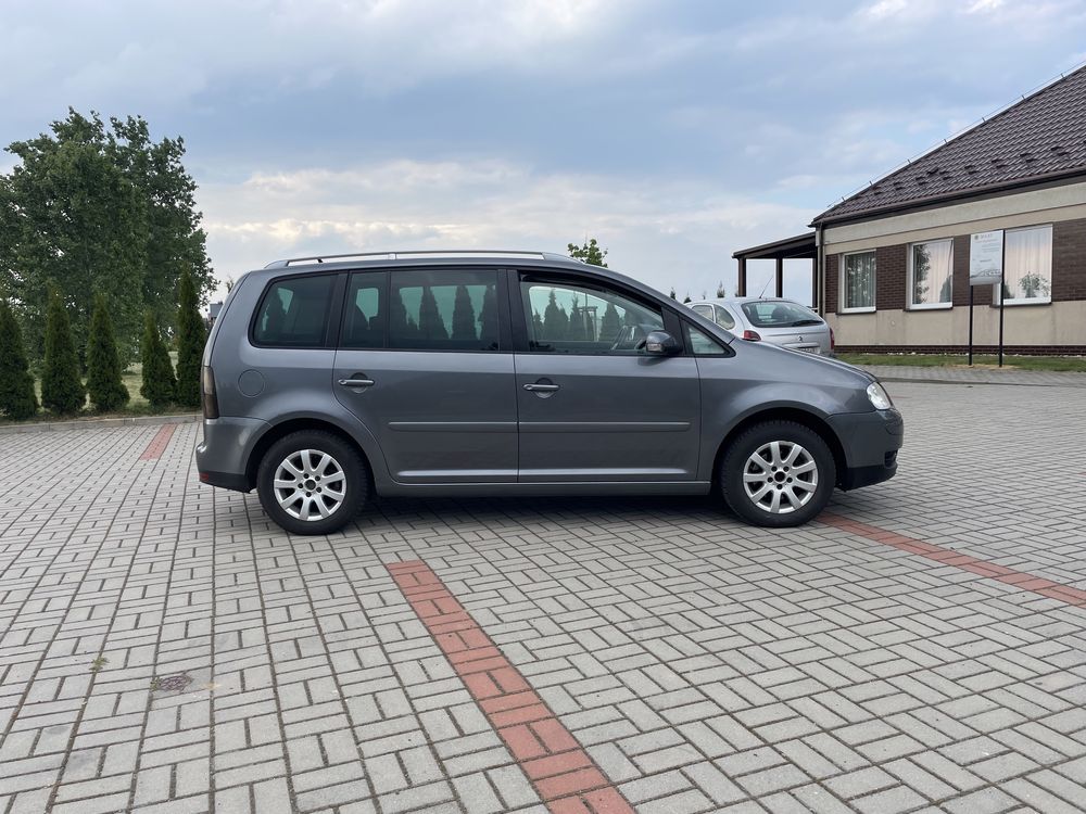 Volskwagen Touran 2.0 TDI 140km 2006 rok