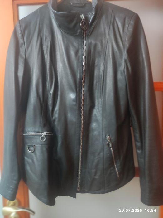 Шкіряна куртка, фірмова