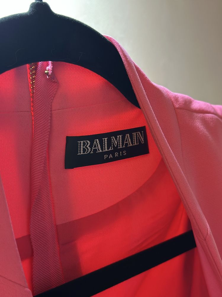 Оригінальна сукня BALMAIN