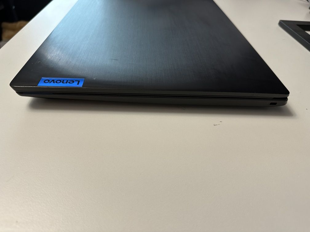 Lenovo IdeaPad L340 17IRH Gaming (I7-9750HF, 12 CPUs, GTX 1650, 512SSD