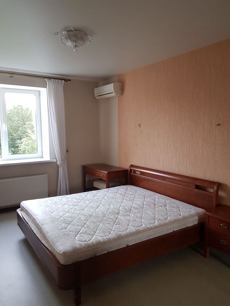 Продам 3 х комн. квартиру 100м2  на Победе-6 в Созидателе ( М. Судца7)