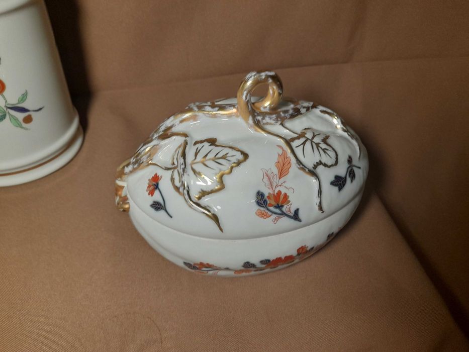 Vista Alegre -- Caixa Diogo Paradise, Pote Samatra, Caixa melão Imari