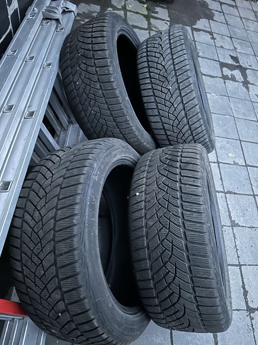 Зимова гума goodyear ultragrip performance+ 245/45 r18 2019