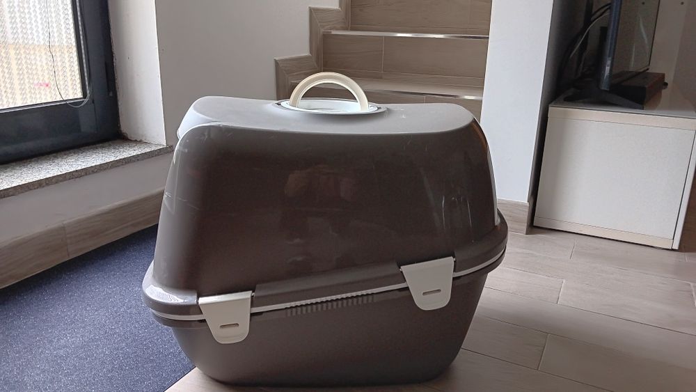 Caixa de areia com peneira