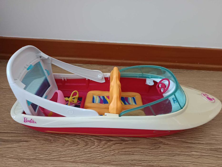 Barco/iate da Barbie