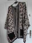 sweterek narzutka kimono animal pattern quosque
