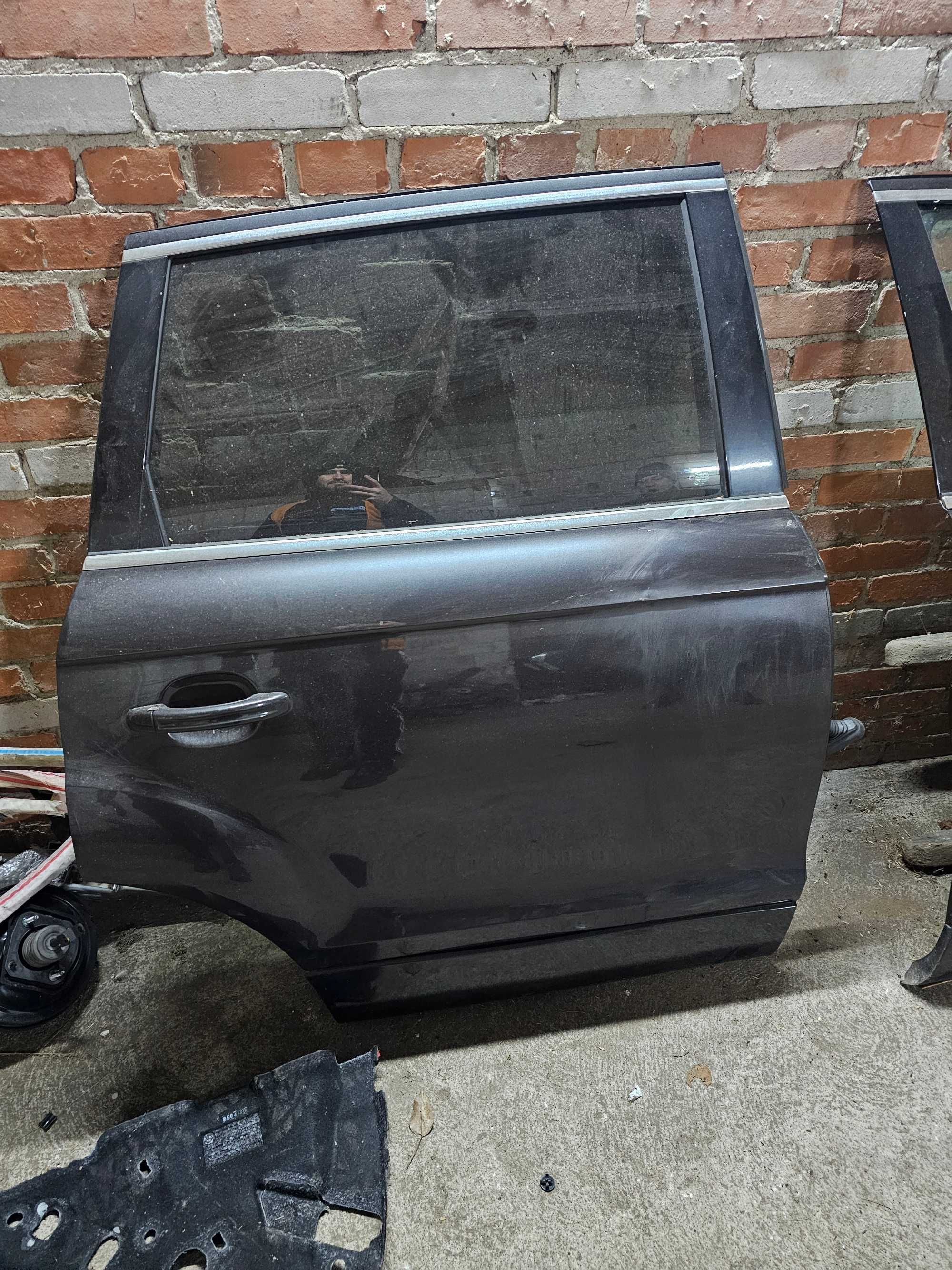 Zderzak Tył Tylny Drzwi Przednie Tył Tylne Prawe Lewe Audi Q7 4L LZ7L