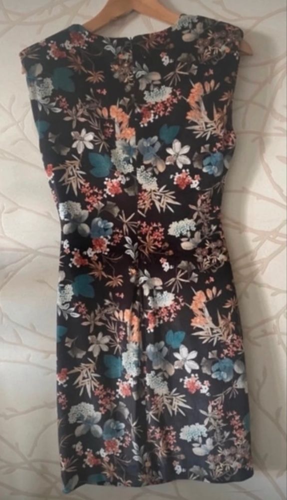 Sukienka tuba mini Reserved S 36