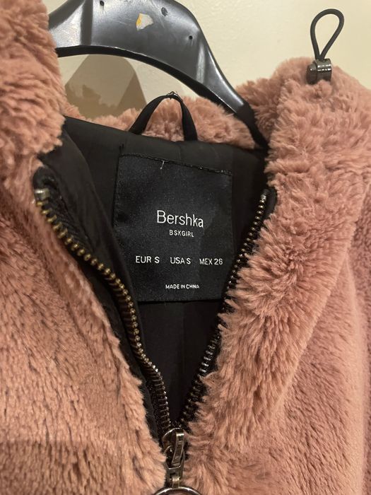 Casaco Bersha de pelo rosa