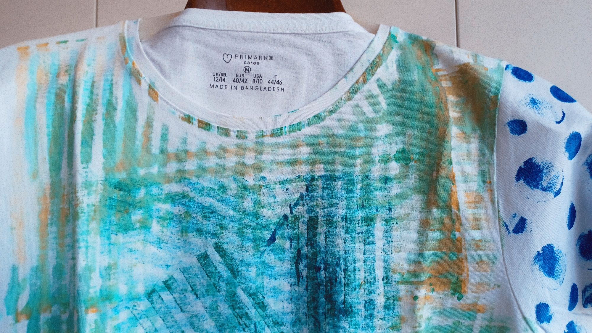 T-shirt Tye Dye colorida